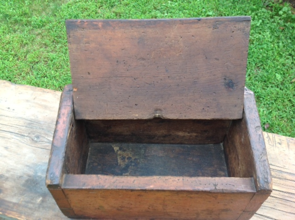 Utility Box ca:1840